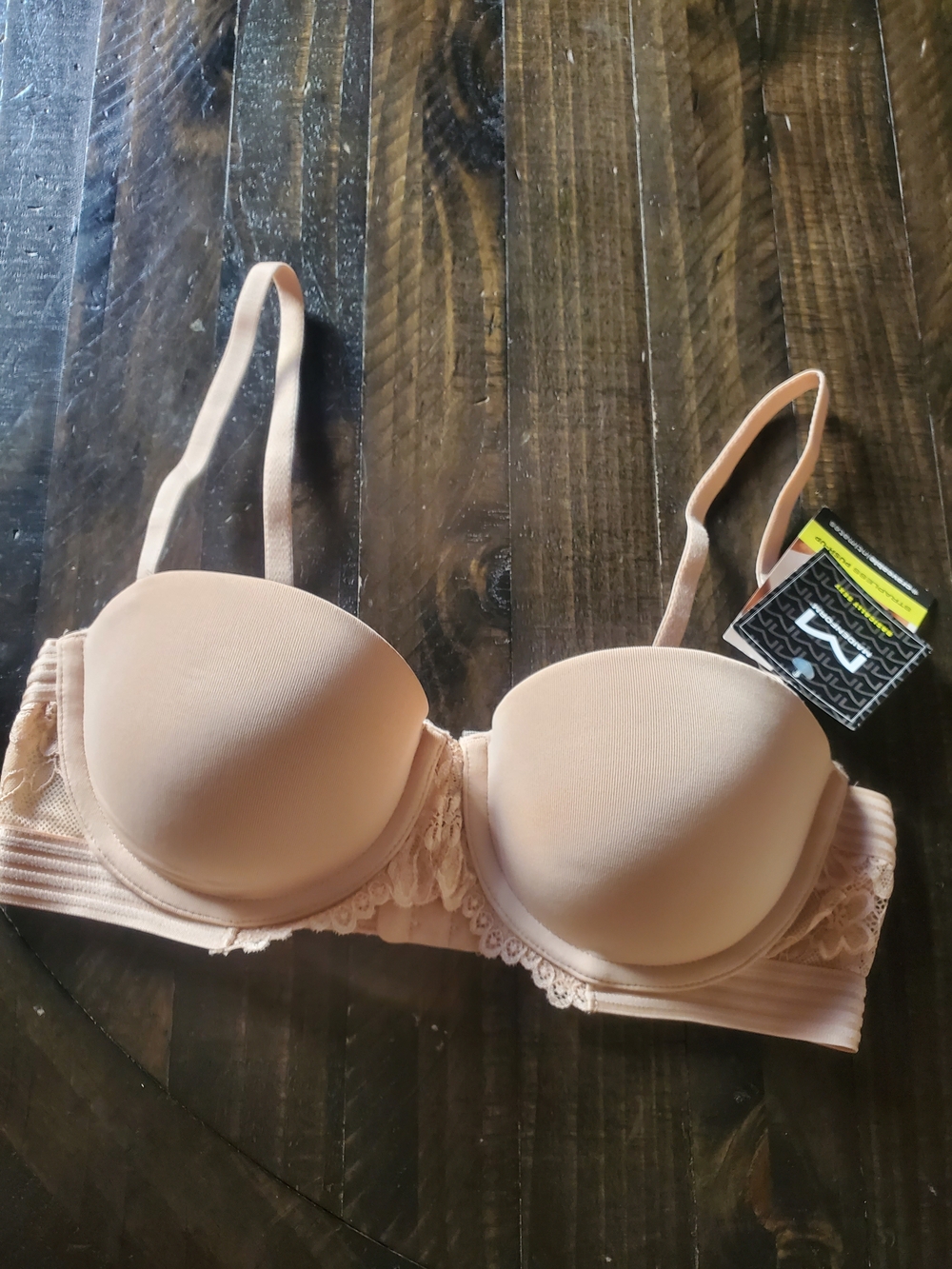 Maidenform Light Nude Lace-Trim Bra